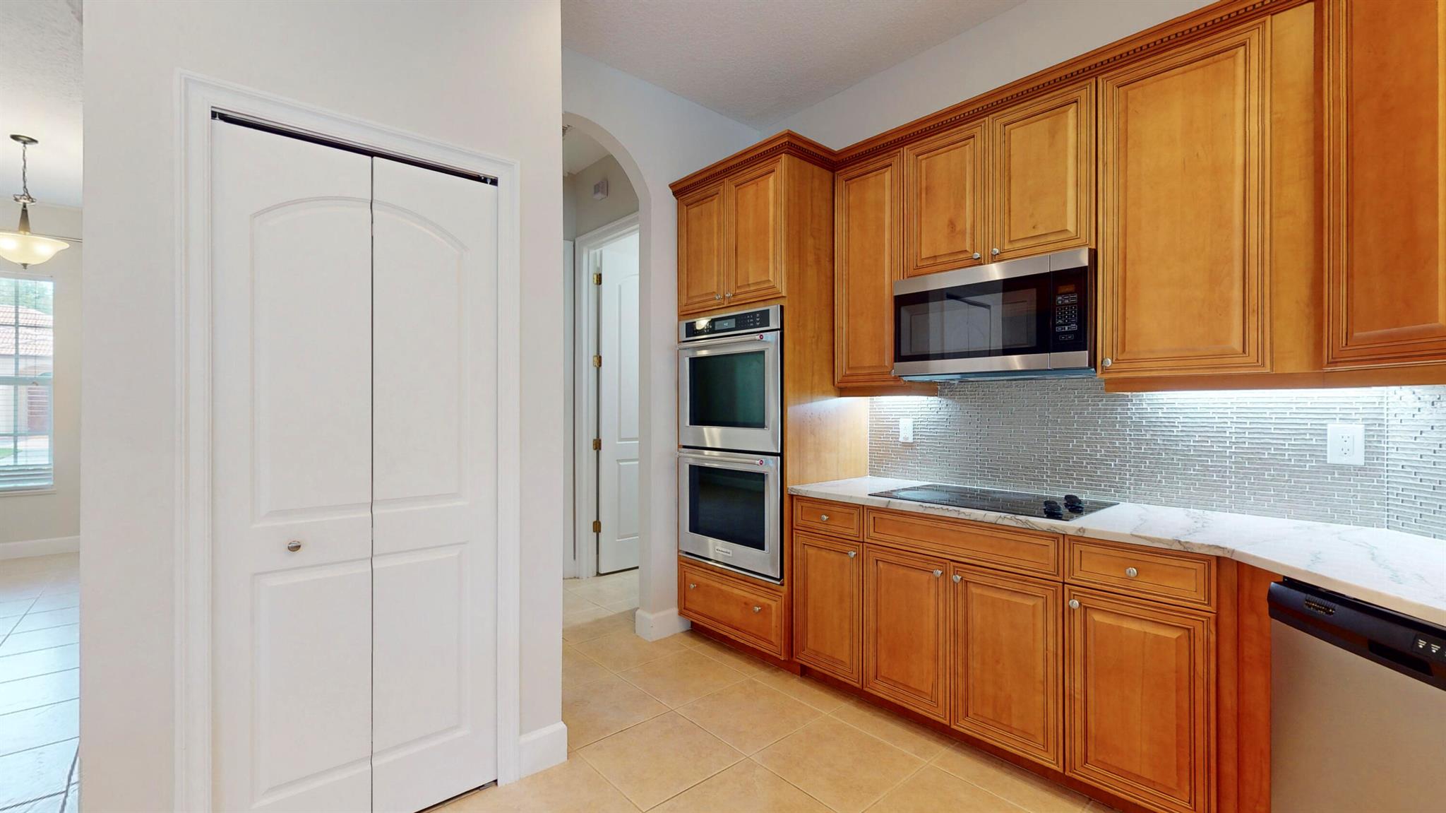 VINEYARDS - Residential