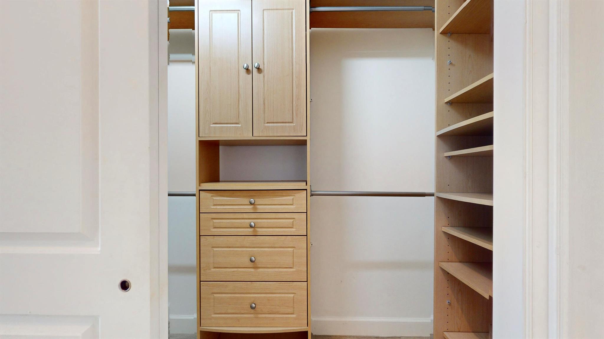 VINEYARDS - Residential