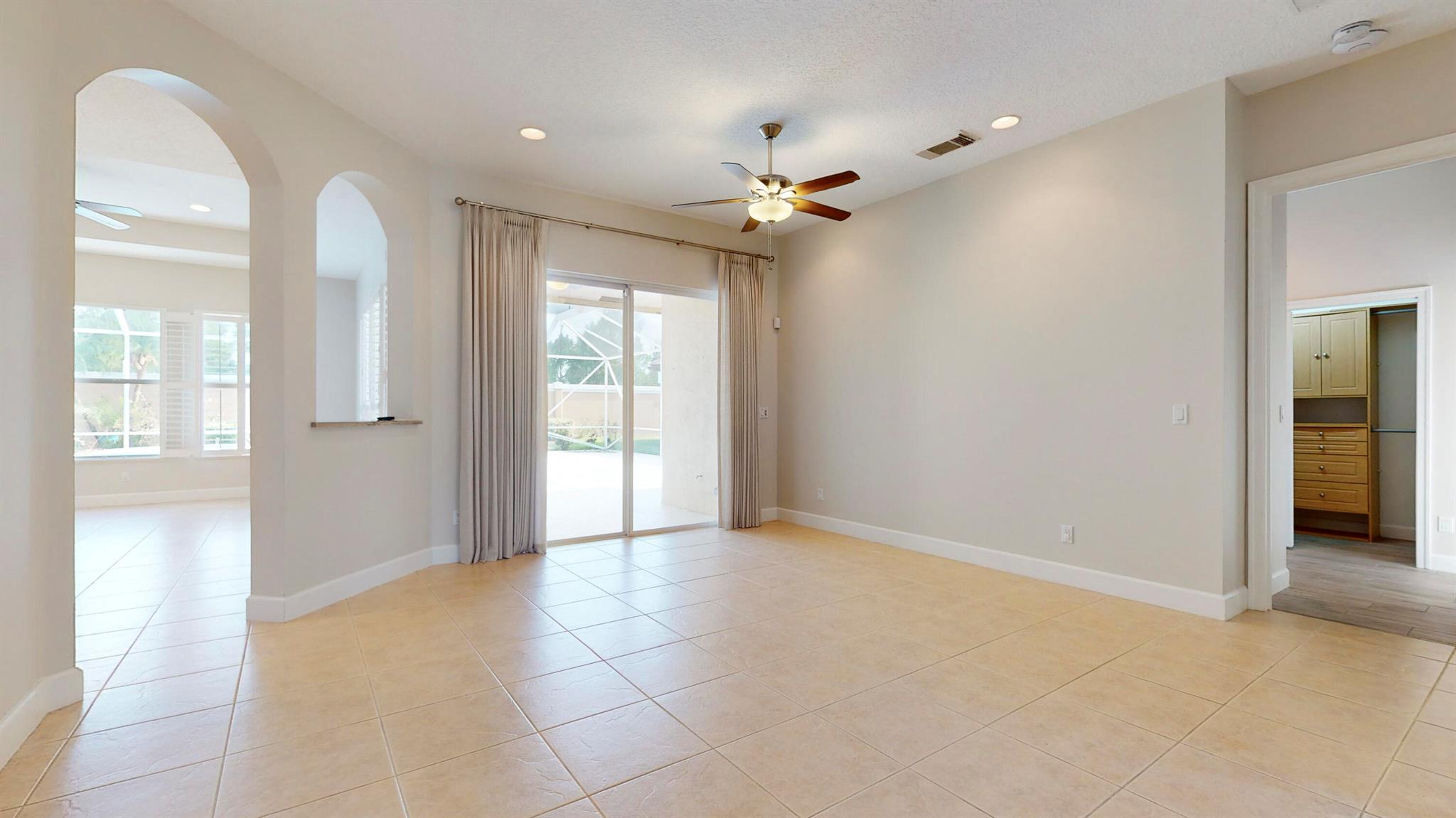 VINEYARDS - Residential