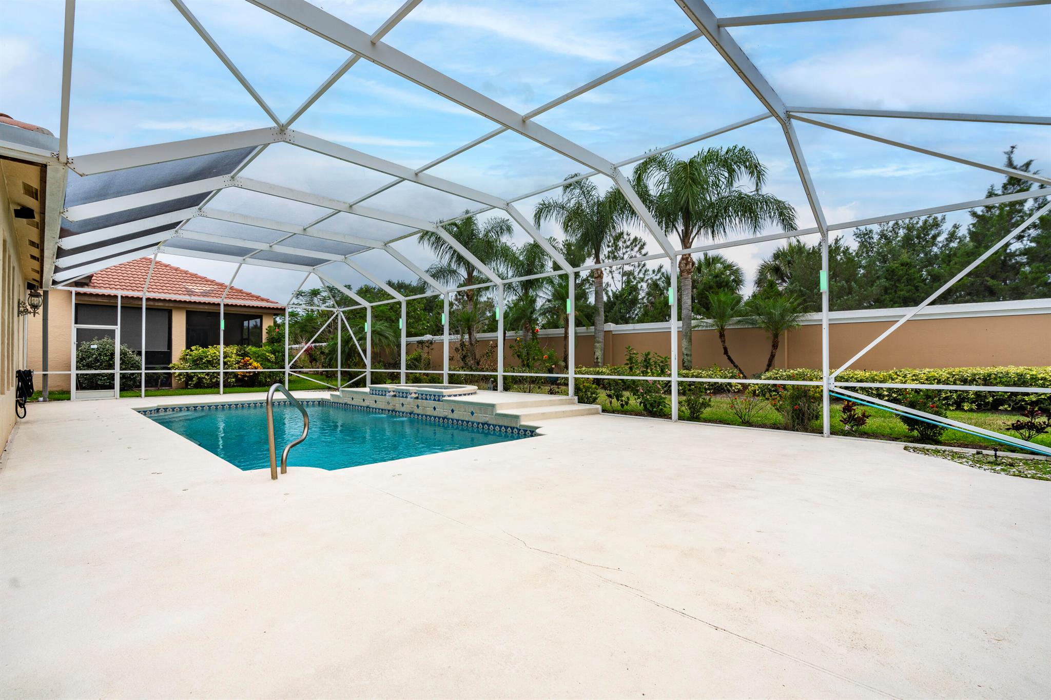 VINEYARDS - Residential