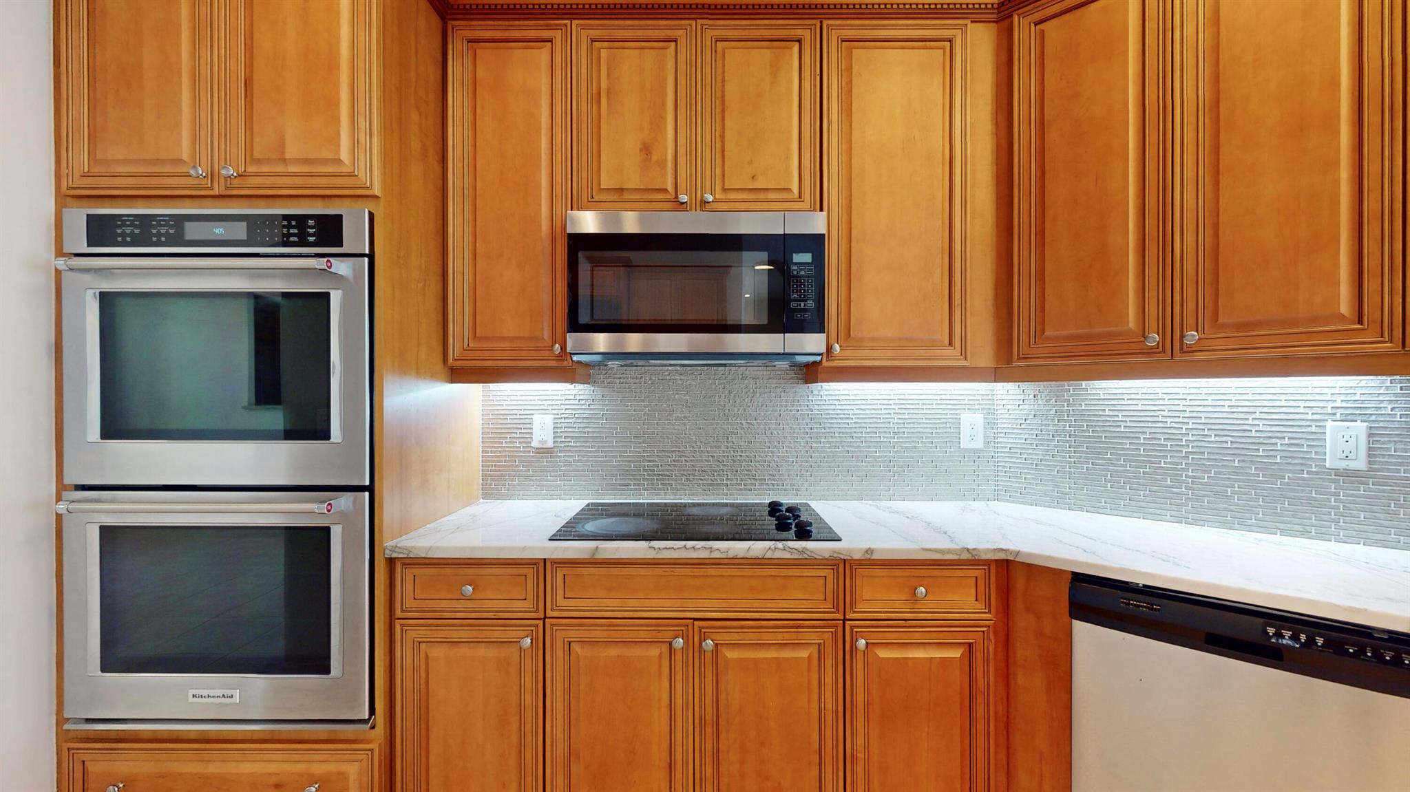 VINEYARDS - Residential