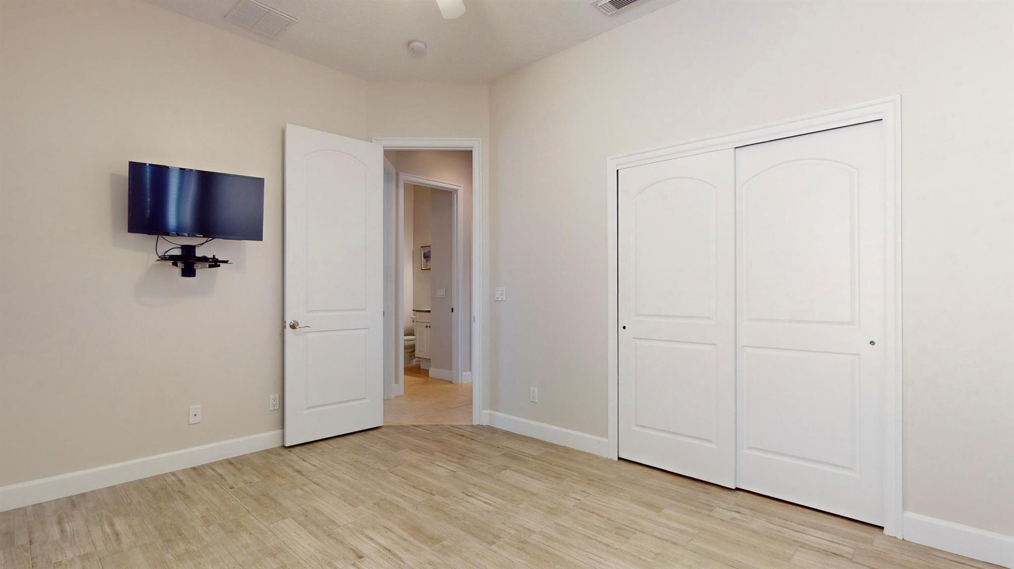 VINEYARDS - Residential