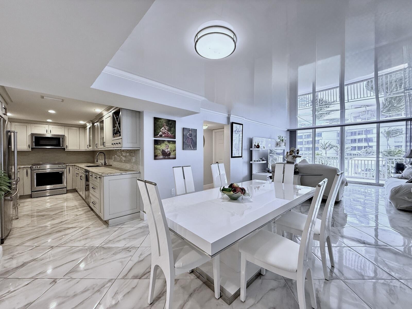 BARCLAY CONDO - Residential Lease