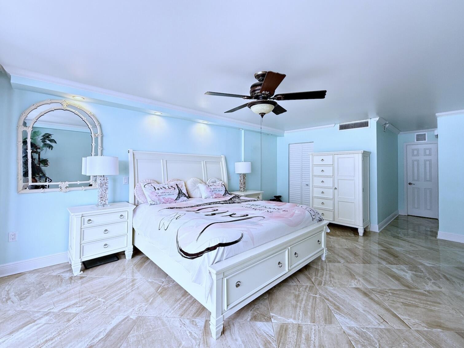 BARCLAY CONDO - Residential Lease