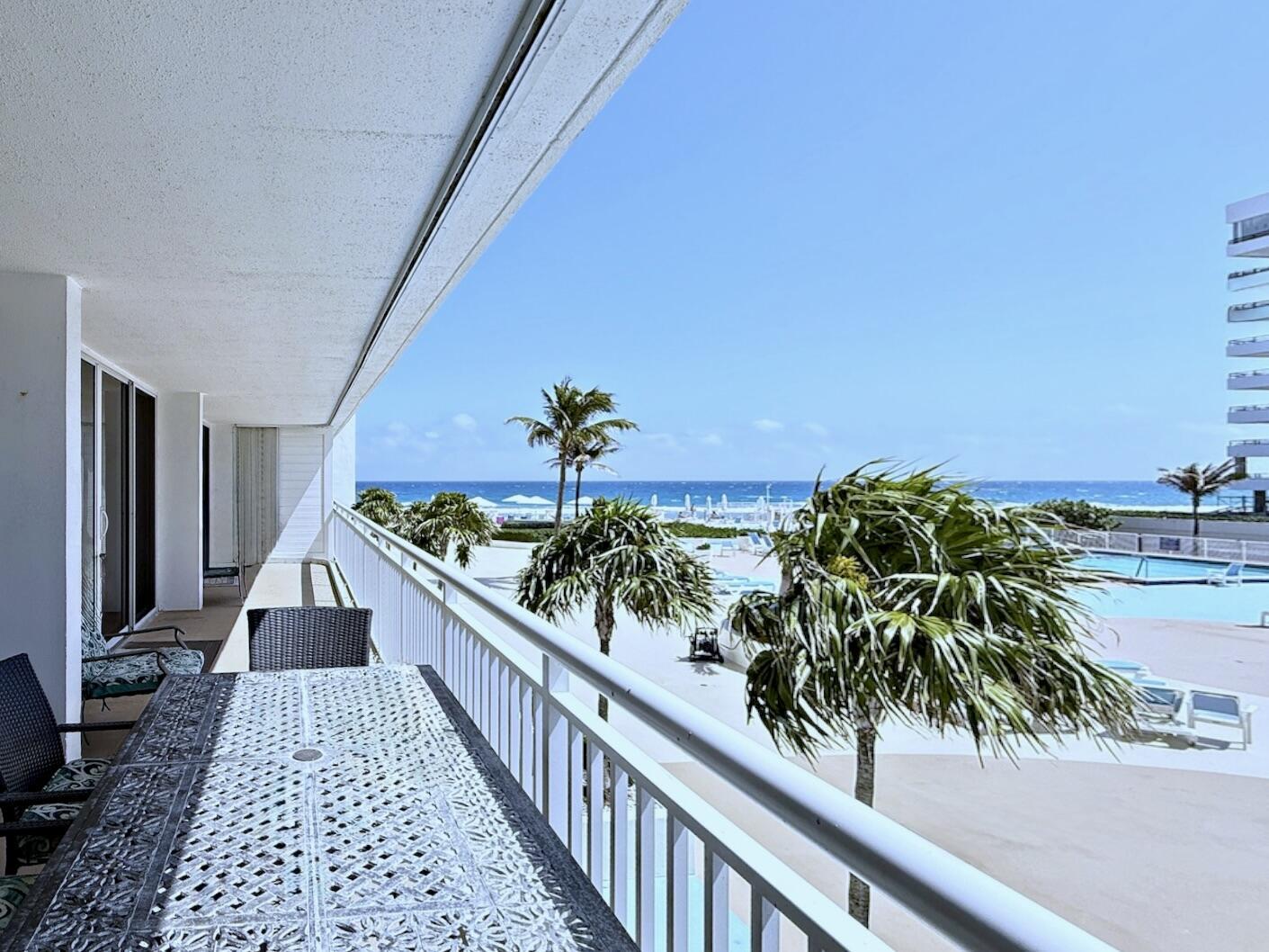 BARCLAY CONDO - Residential Lease