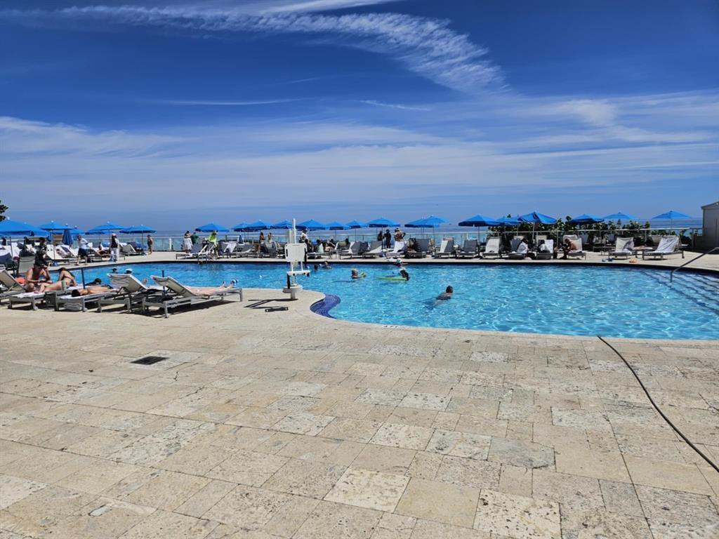 THE AVENTURA BEACH CLUB - Residential