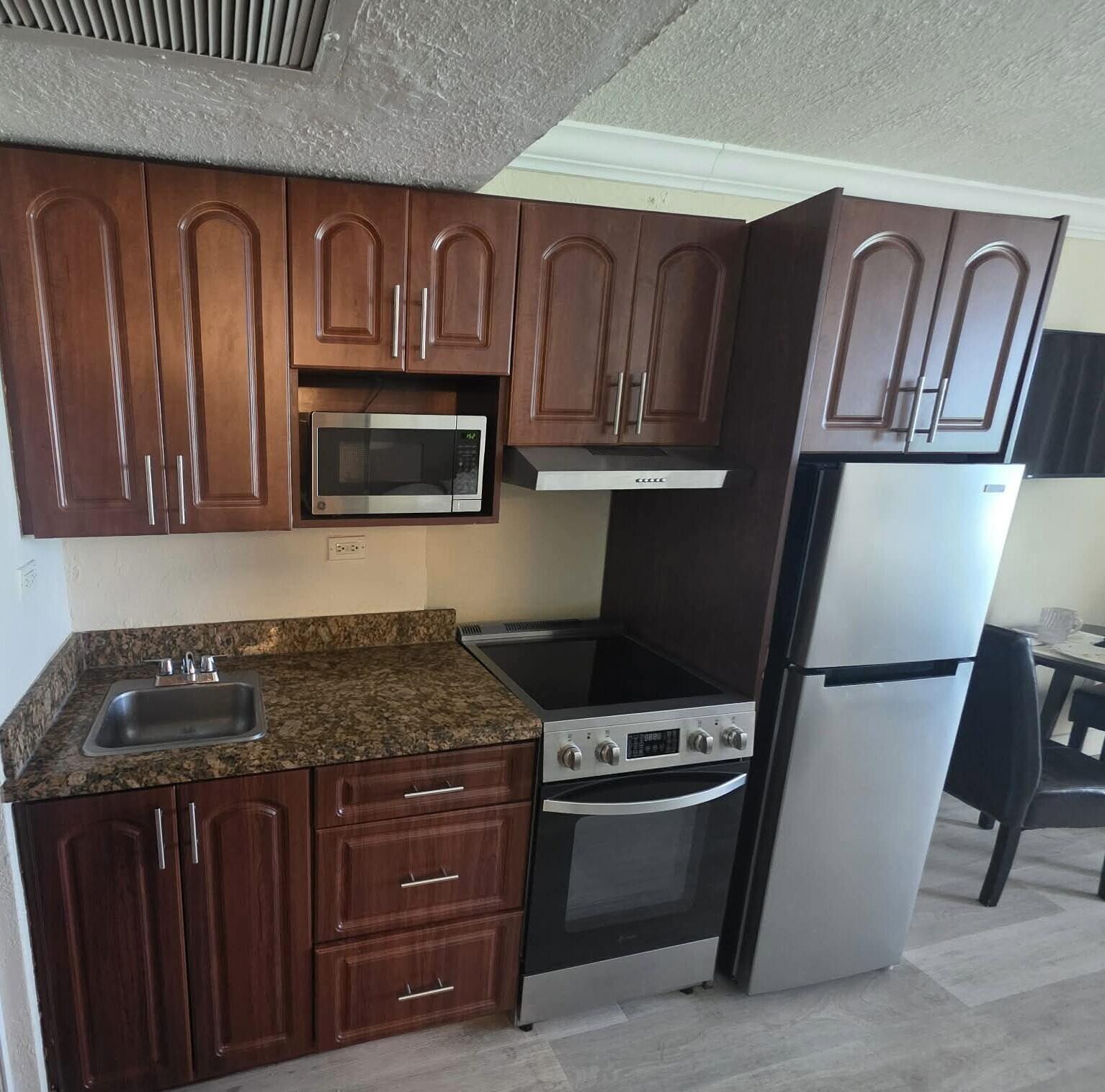 THE AVENTURA BEACH CLUB - Residential