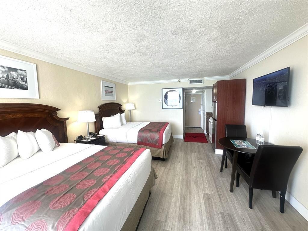 THE AVENTURA BEACH CLUB - Residential