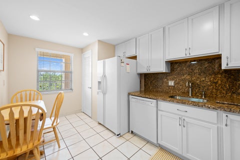 Tiny photo for 3510 Oaks Way #406, Pompano Beach, FL 33069 (MLS # B26047980)