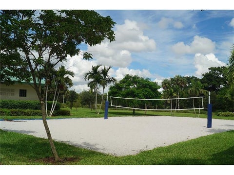 Tiny photo for 3510 Oaks Way #406, Pompano Beach, FL 33069 (MLS # B26047980)