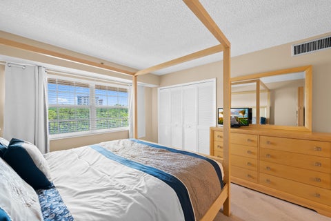 Tiny photo for 3510 Oaks Way #406, Pompano Beach, FL 33069 (MLS # B26047980)
