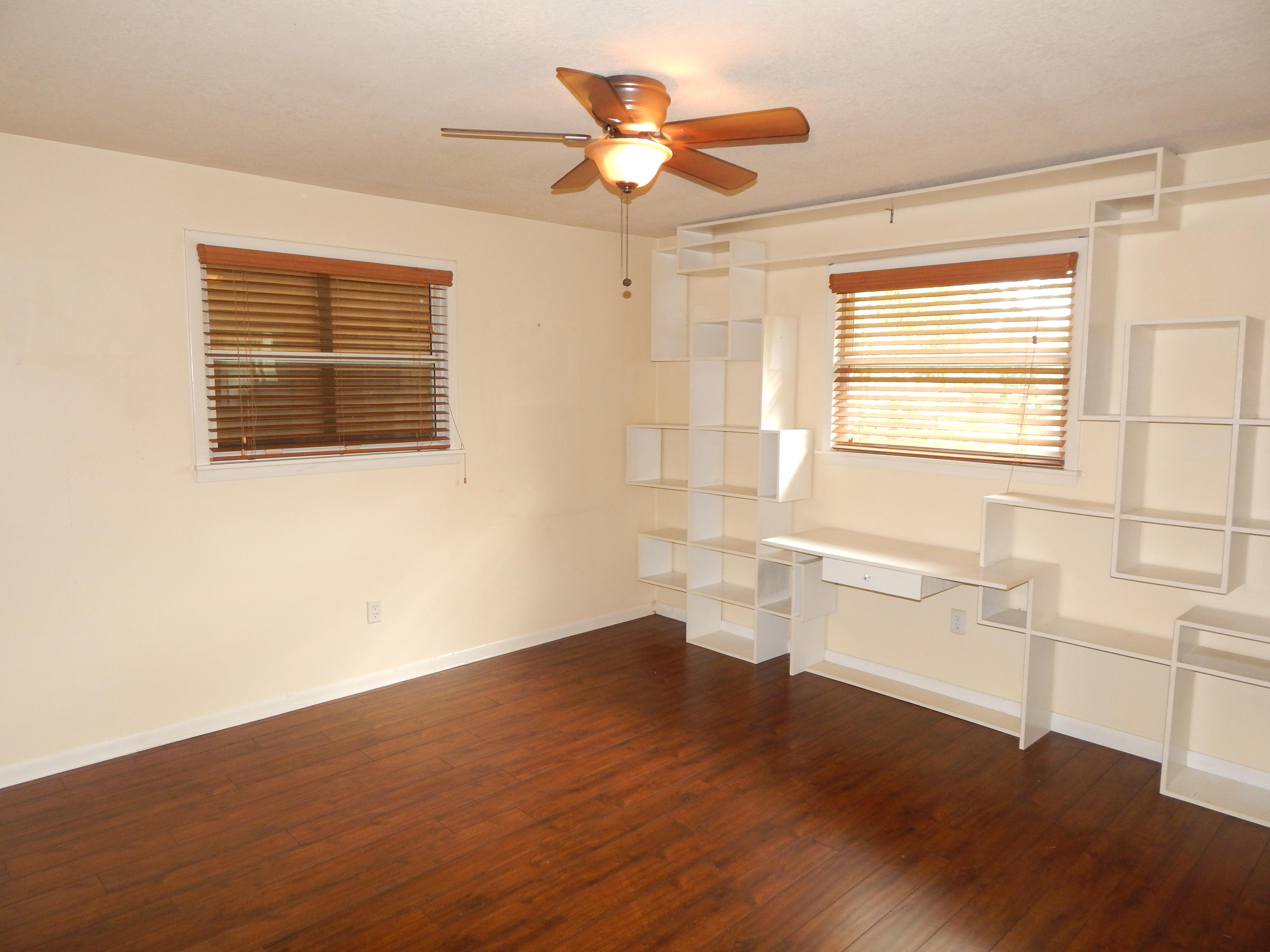 LAKEWOOD PARK - Residential