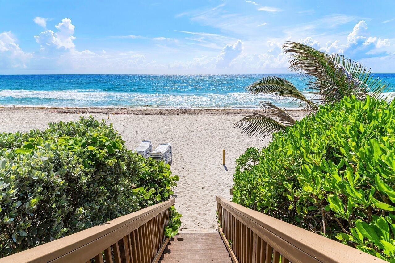 HILLSBORO OCEAN CLUB COND - Residential