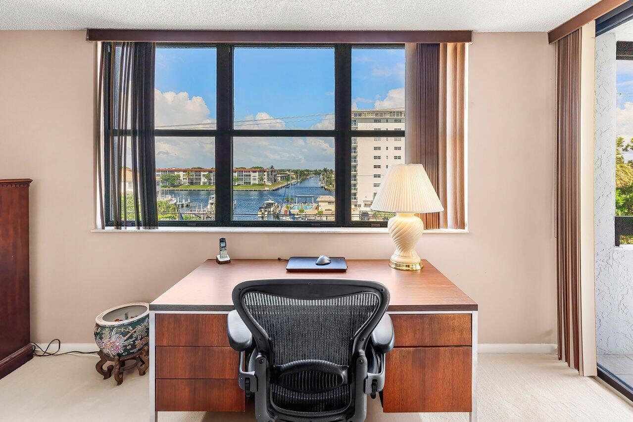 HILLSBORO OCEAN CLUB COND - Residential