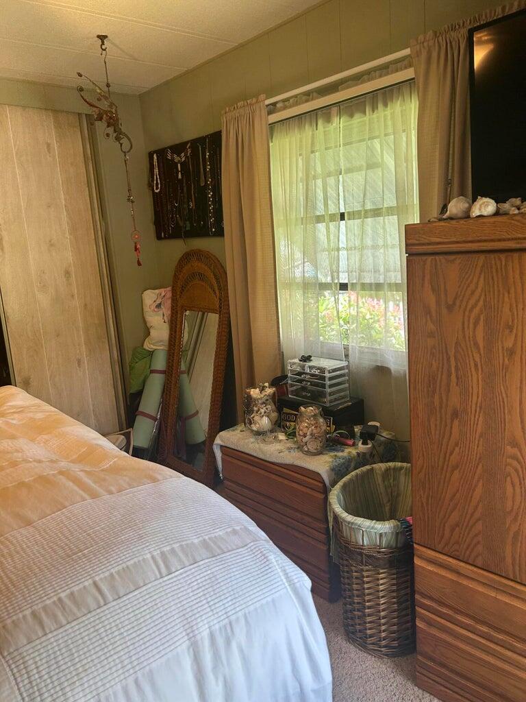 Spanish Lakes - Residential