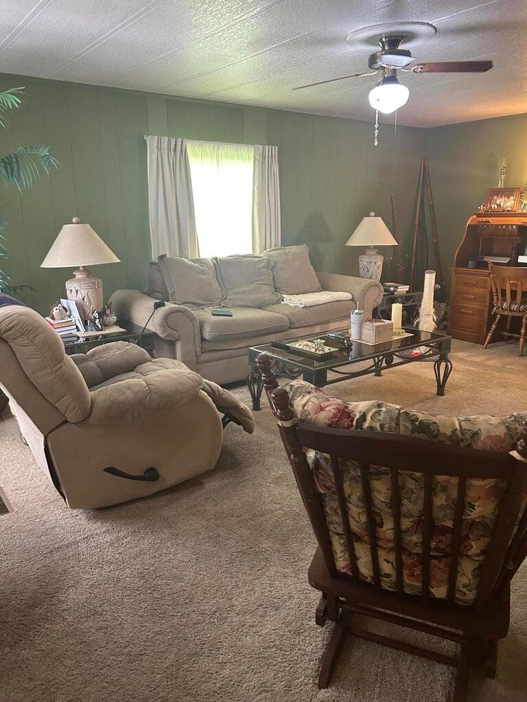 Spanish Lakes - Residential