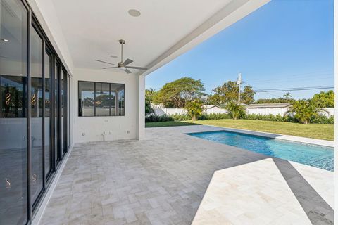 Tiny photo for 261 NW 8th Street, Boca Raton, FL 33432 (MLS # R11161135)