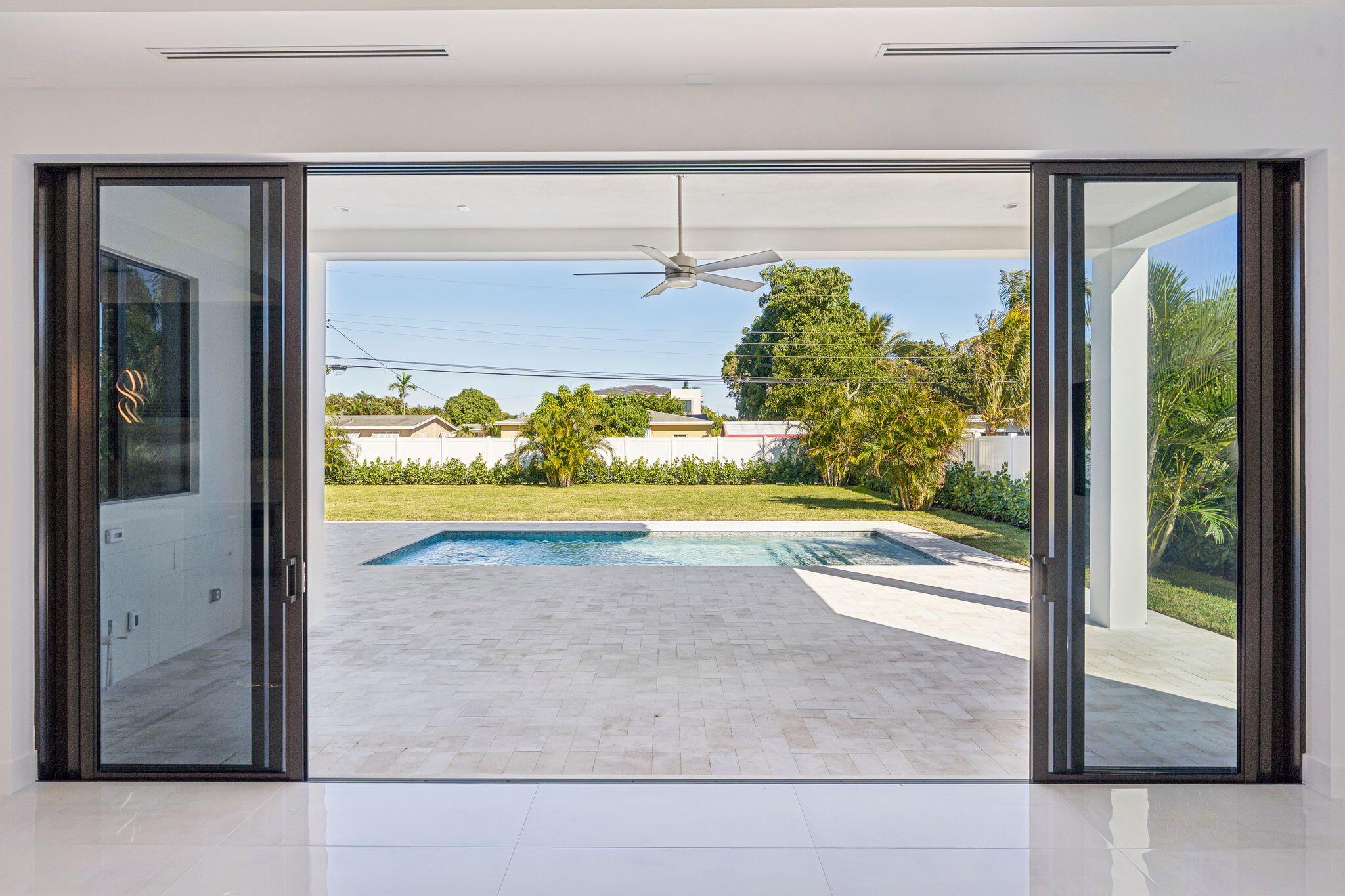 SPANISH VILLAGE - Residential