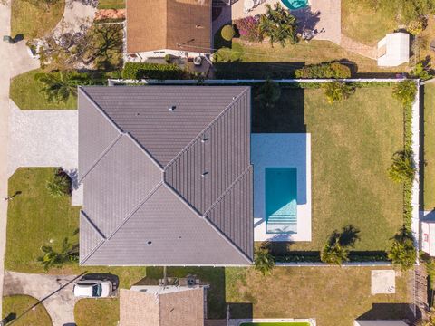Tiny photo for 261 NW 8th Street, Boca Raton, FL 33432 (MLS # R11161135)