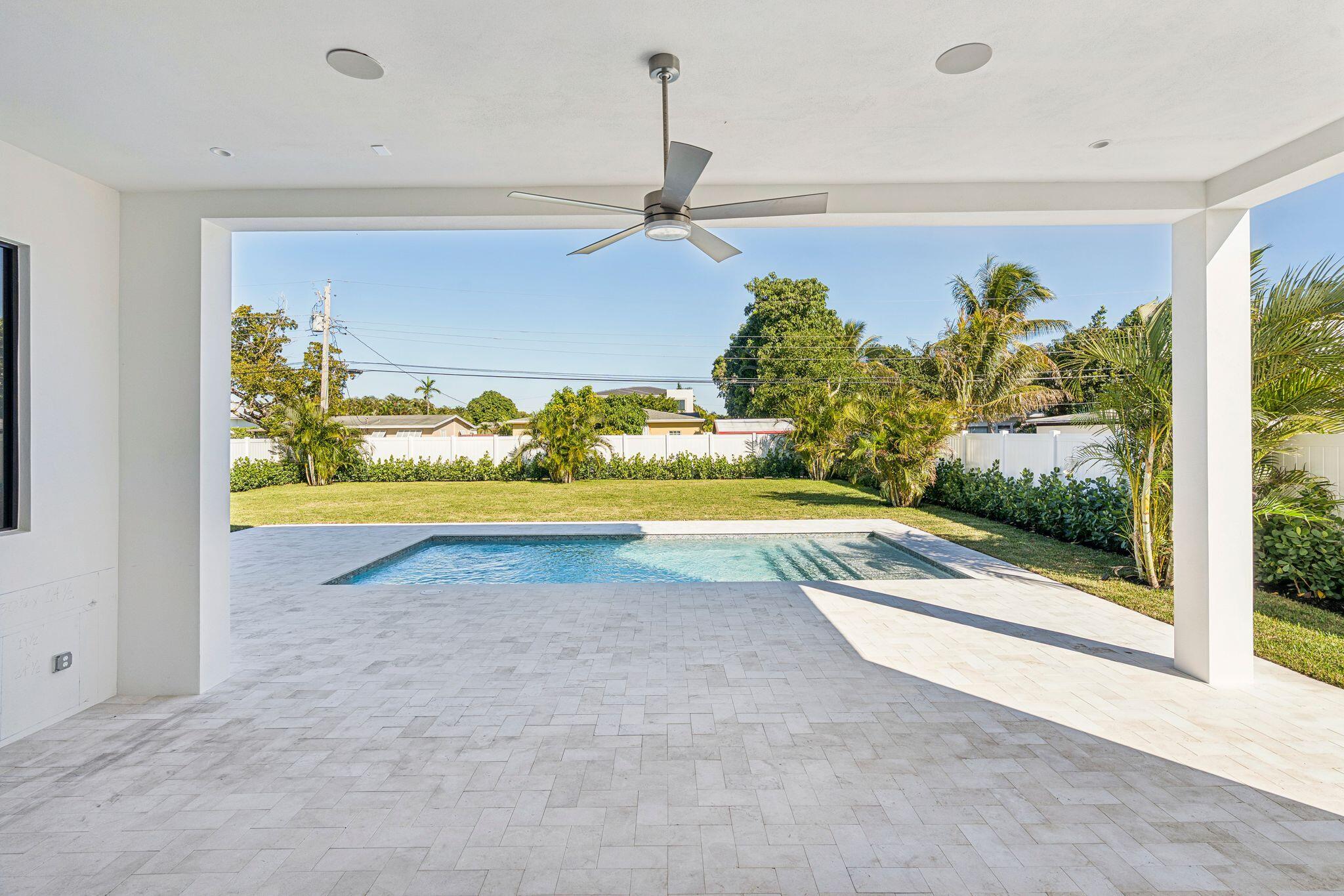 SPANISH VILLAGE - Residential