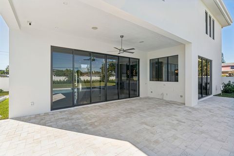 Tiny photo for 261 NW 8th Street, Boca Raton, FL 33432 (MLS # R11161135)