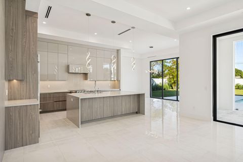 Tiny photo for 261 NW 8th Street, Boca Raton, FL 33432 (MLS # R11161135)