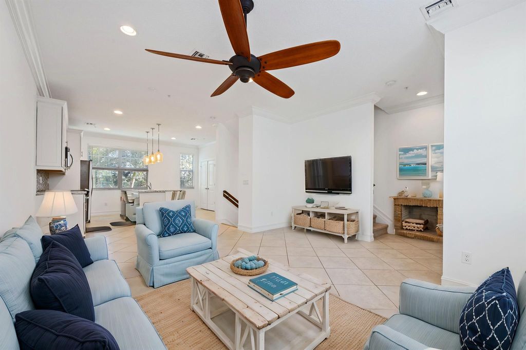 Photo of 222 S Federal Hwy 3 Highway #3, Lake Worth Beach, FL 33460 (MLS # R11049516)