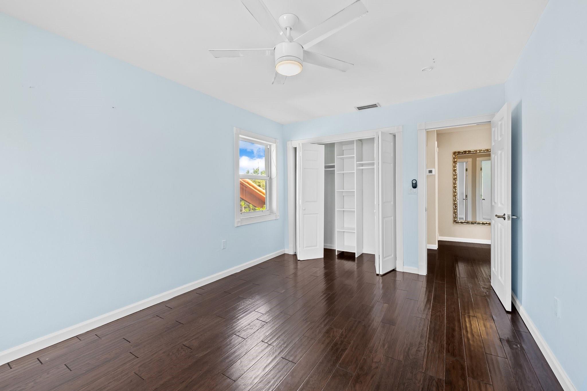 Hollywood Lakes Sec 1-32 - Residential