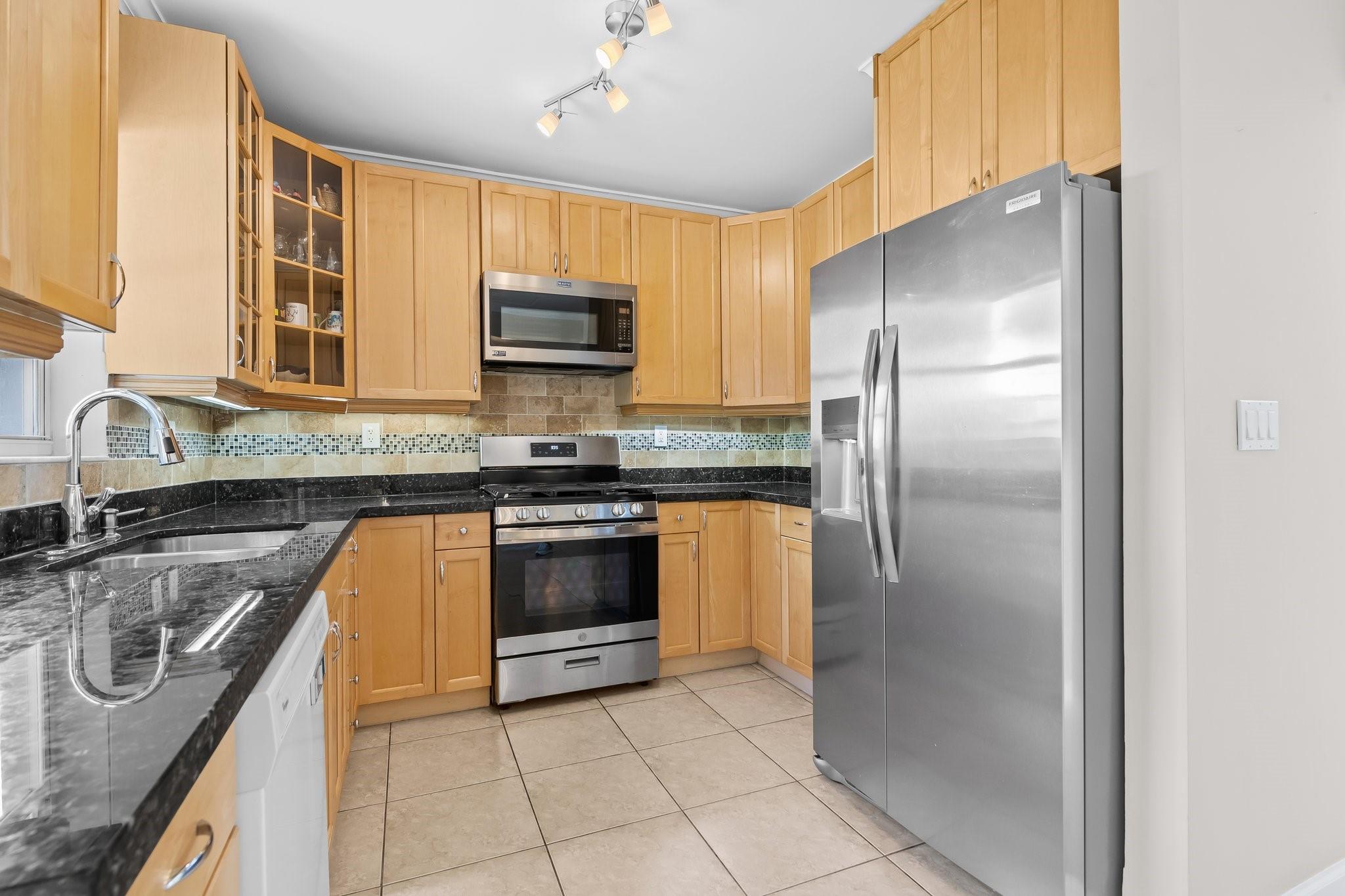 Hollywood Lakes Sec 1-32 - Residential