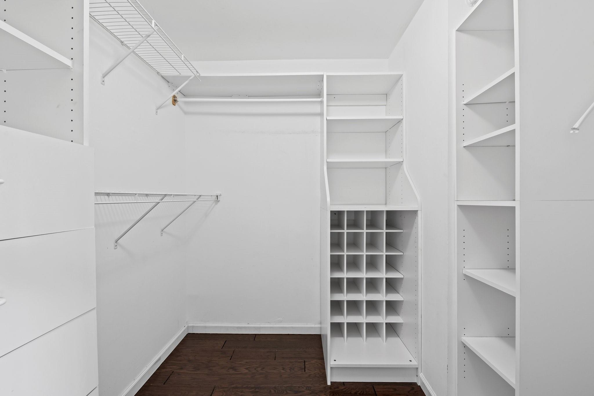 Hollywood Lakes Sec 1-32 - Residential