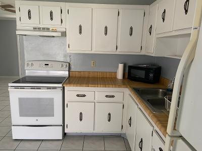 PALM BEACH VILLAS II - Residential