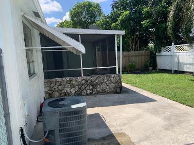 PALM BEACH VILLAS II - Residential