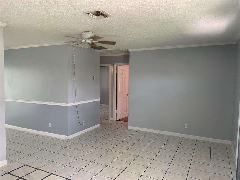 PALM BEACH VILLAS II - Residential