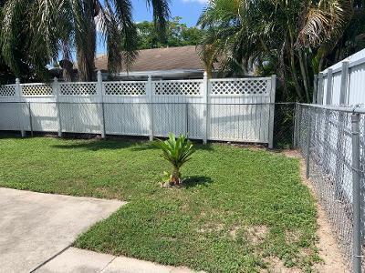 PALM BEACH VILLAS II - Residential