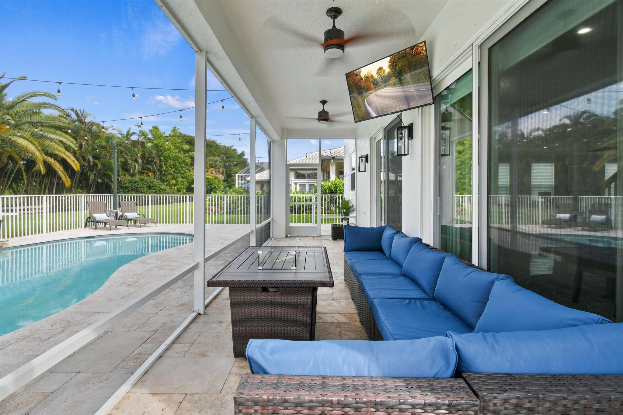 FAIRFIELDS LACUNA 6 - Residential