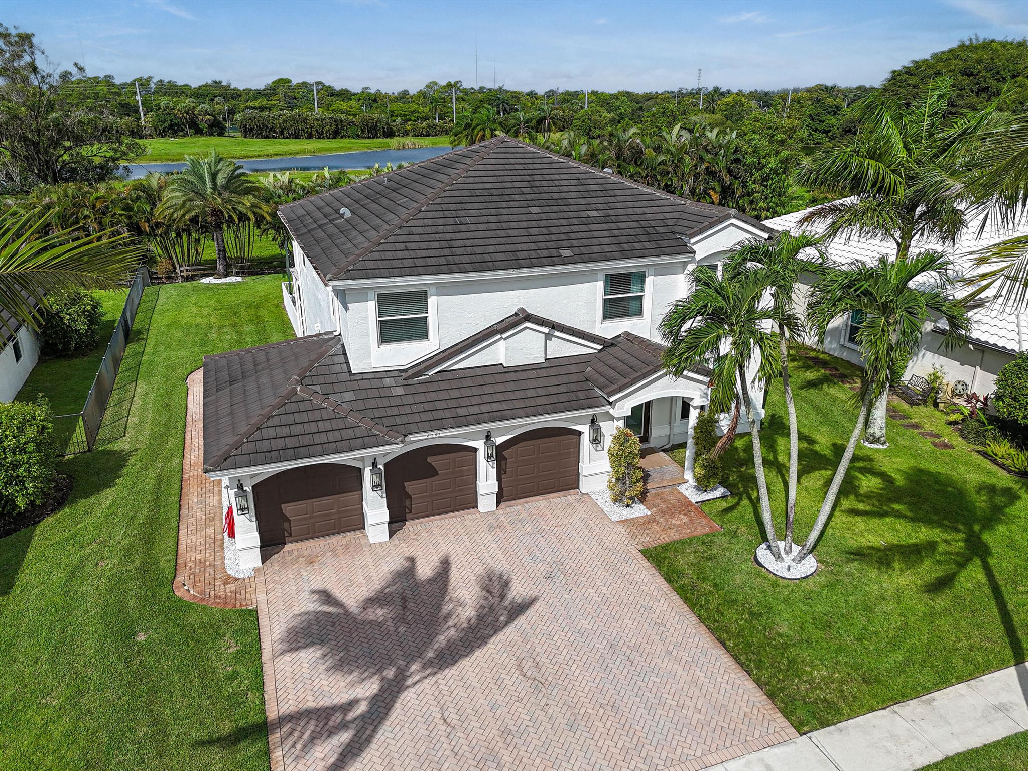FAIRFIELDS LACUNA 6 - Residential