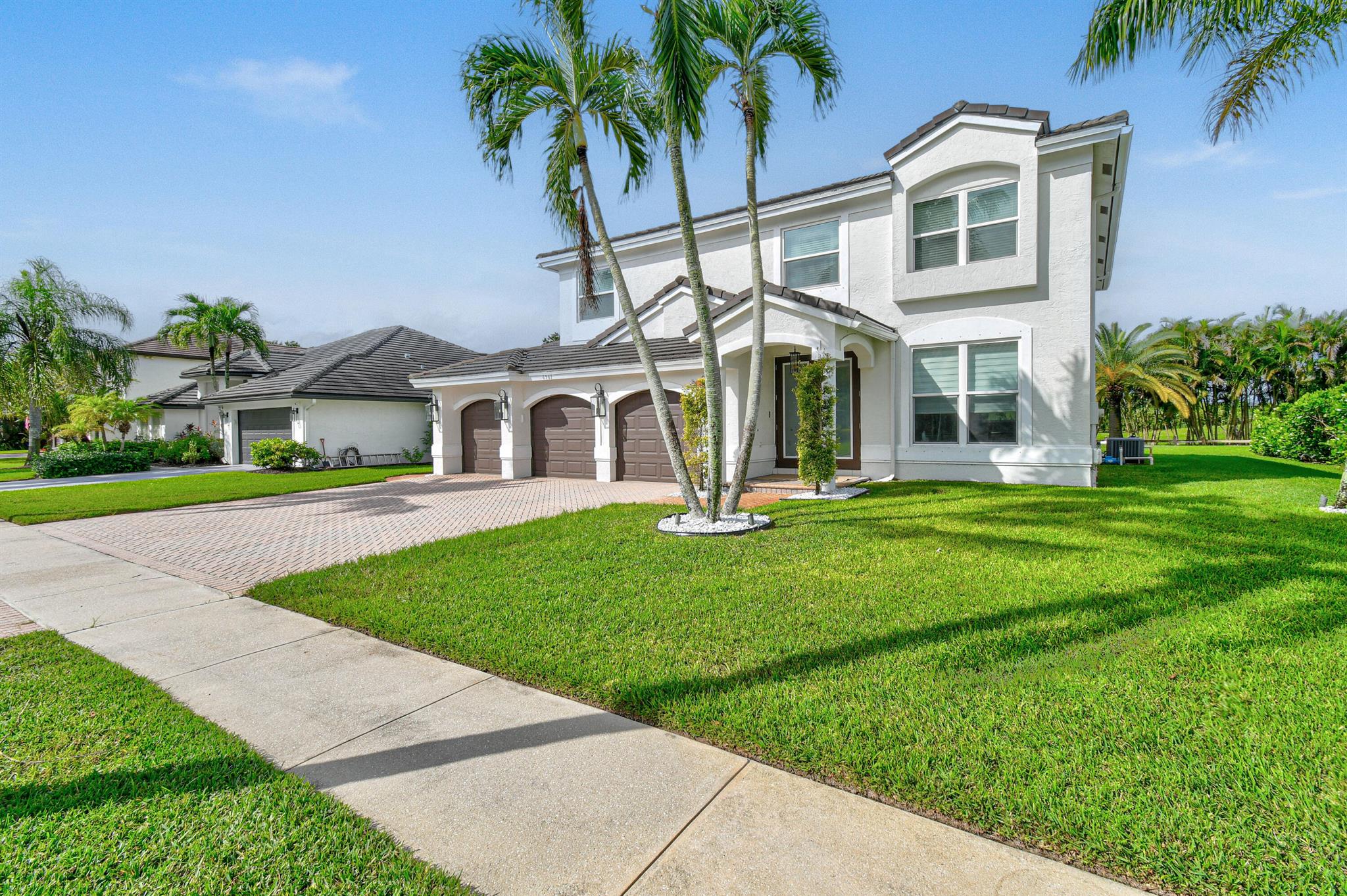 FAIRFIELDS LACUNA 6 - Residential