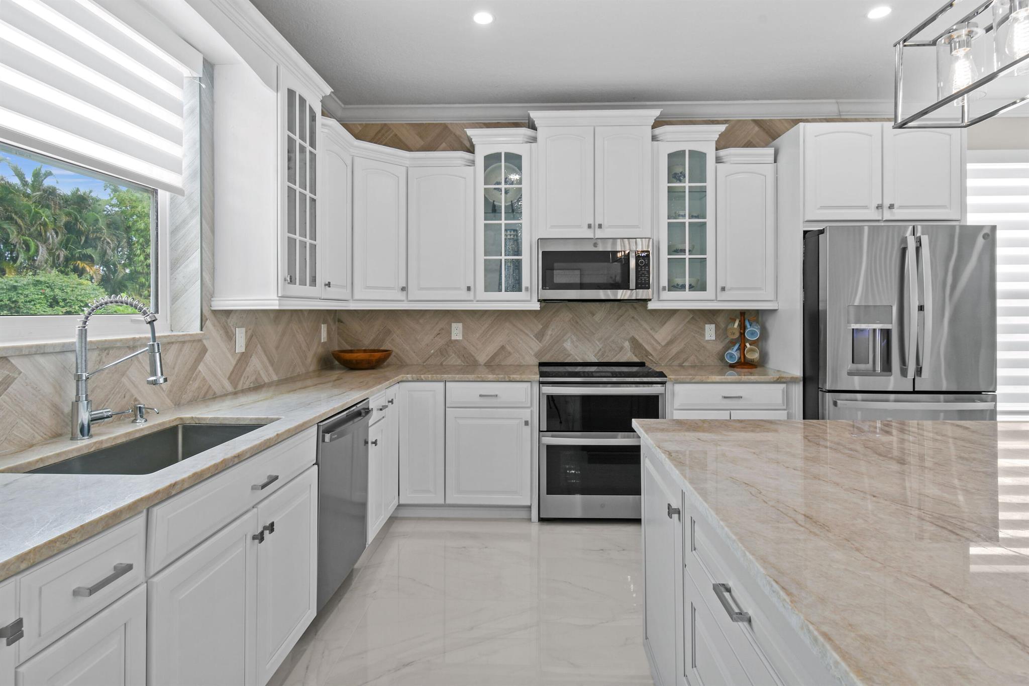 FAIRFIELDS LACUNA 6 - Residential