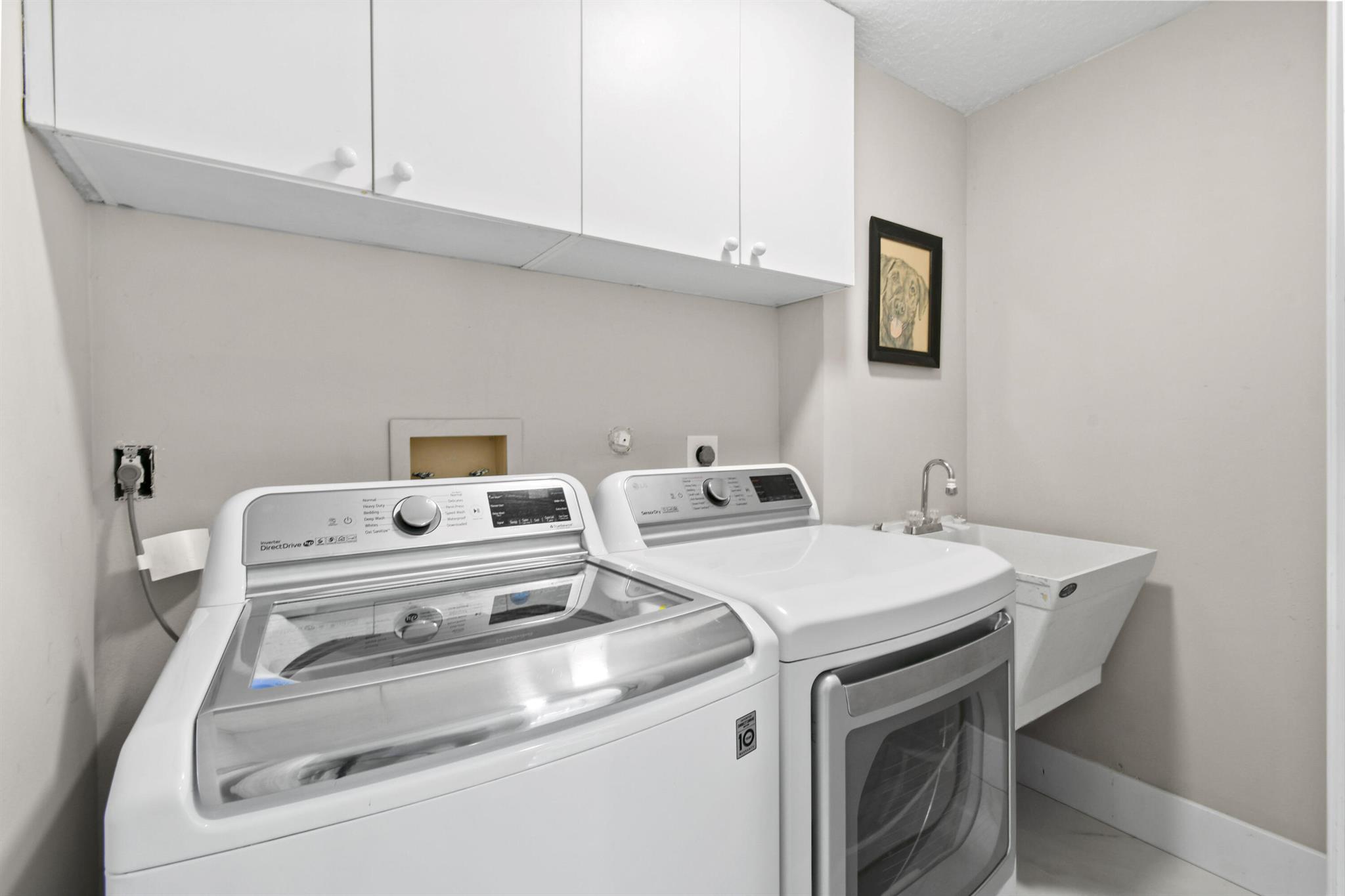 FAIRFIELDS LACUNA 6 - Residential