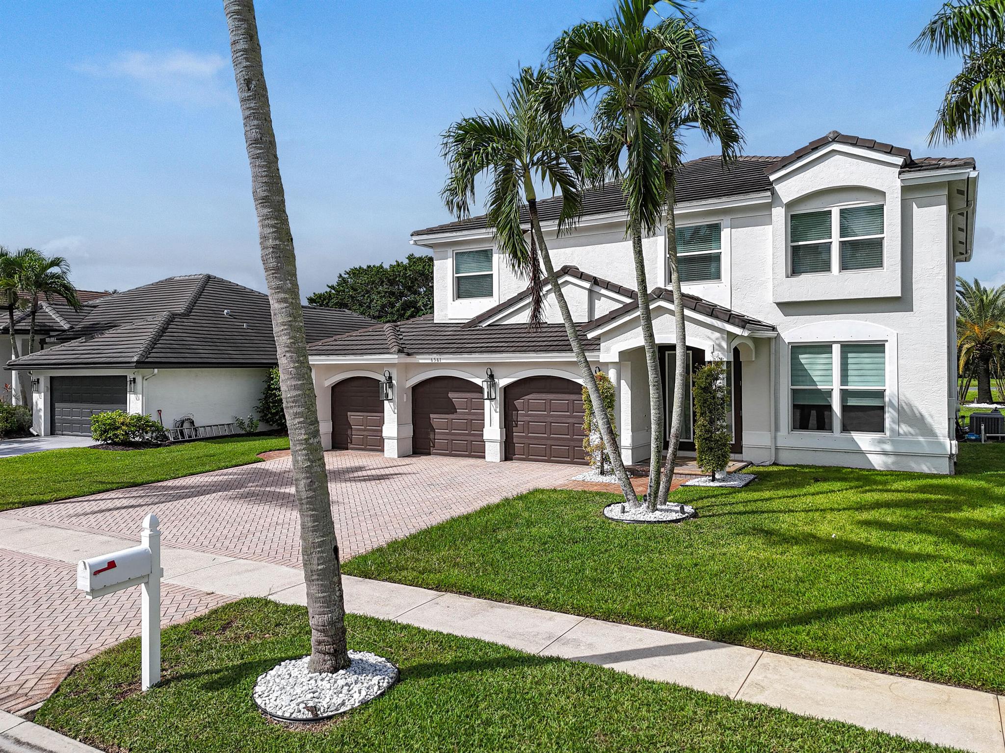 FAIRFIELDS LACUNA 6 - Residential