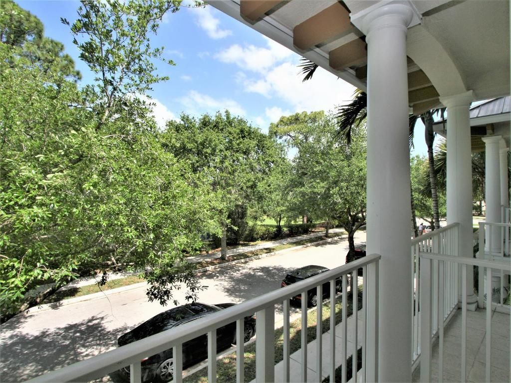 Photo of 1562 Grande Cull Way, Jupiter, FL 33458 (MLS # R11096548)