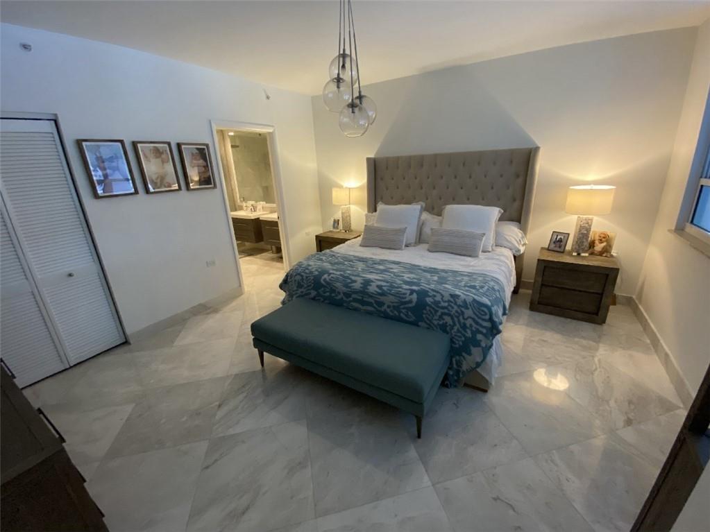 THE COURTS BRICKELL KEY - Residential