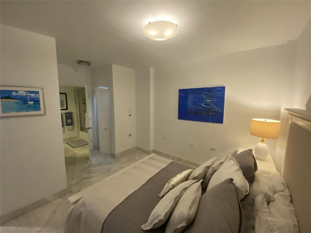 THE COURTS BRICKELL KEY - Residential