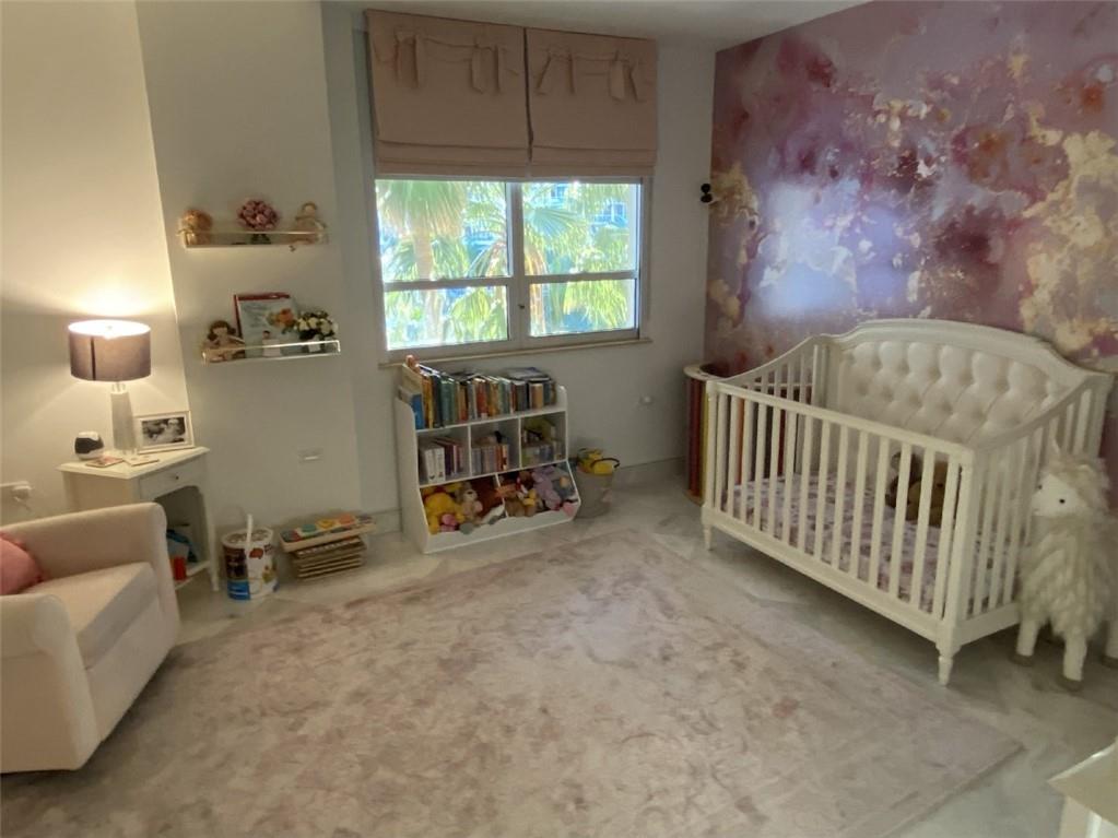 THE COURTS BRICKELL KEY - Residential