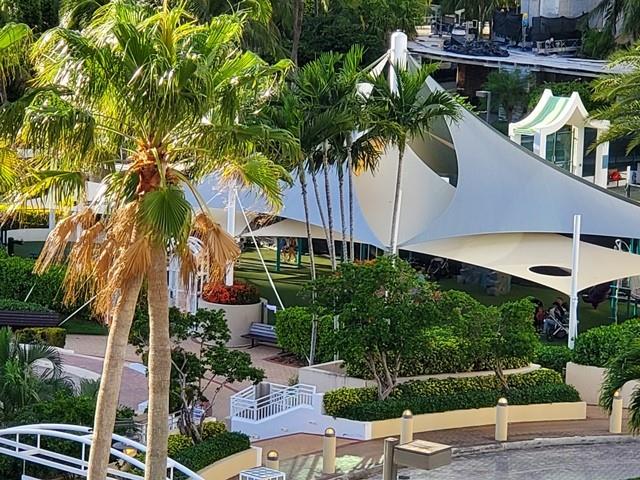 THE COURTS BRICKELL KEY - Residential