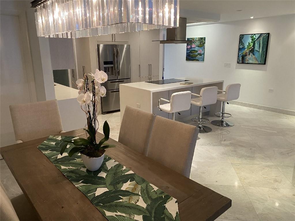 THE COURTS BRICKELL KEY - Residential