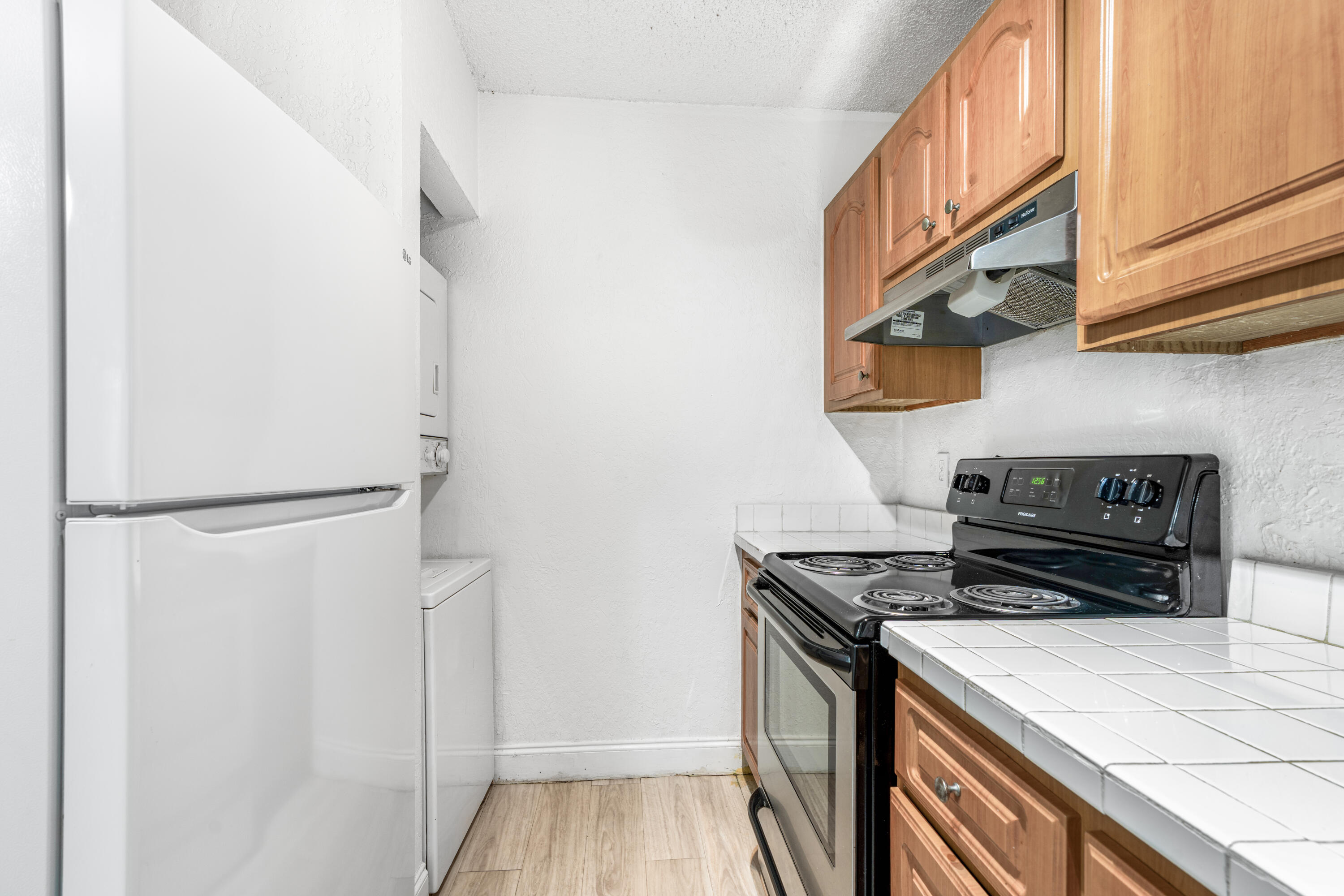 CORAL SPRINGS ESTATE TOWNHOMES - Residential