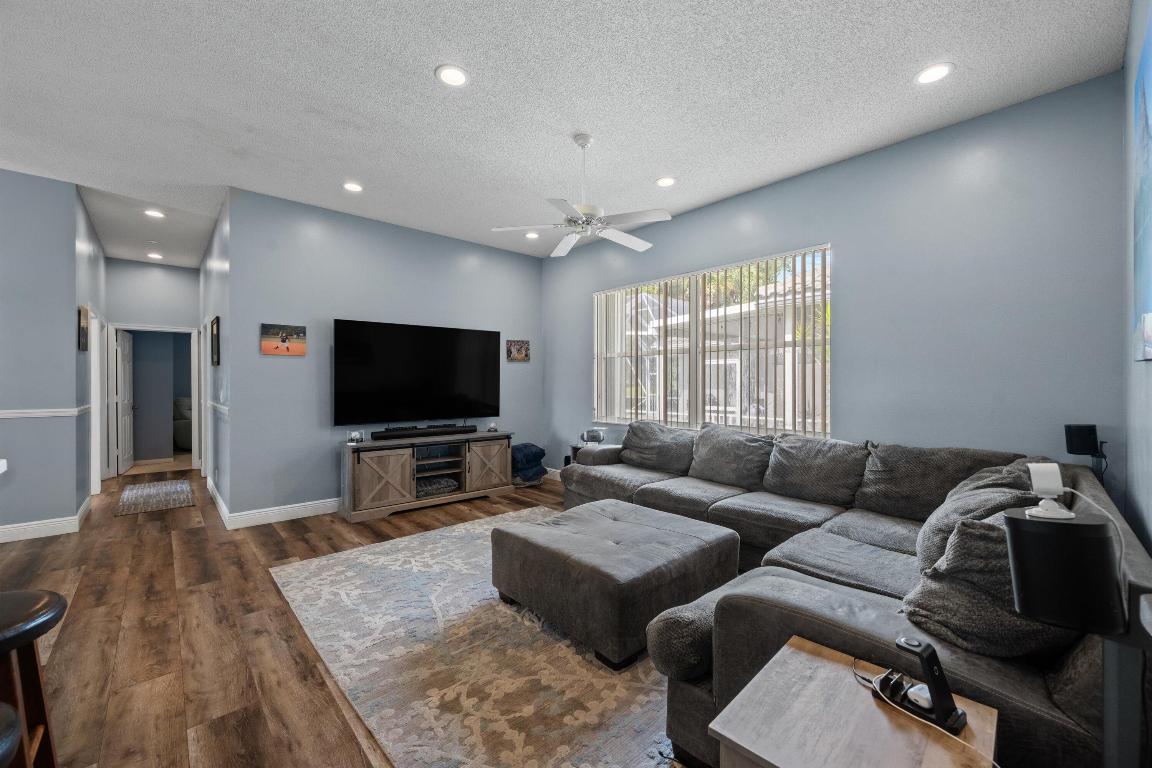 WINSTON TRAILS PAR 2 - Residential