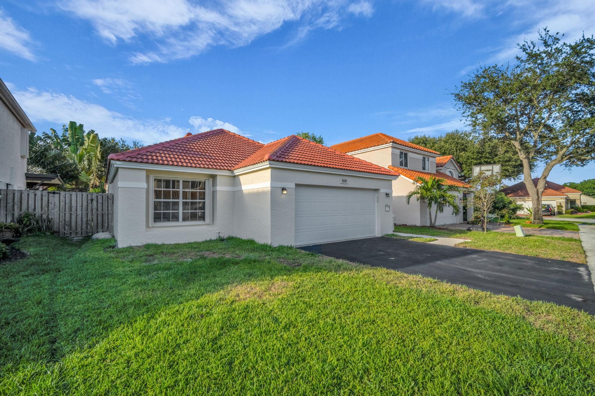 9157 Magnolia Ct