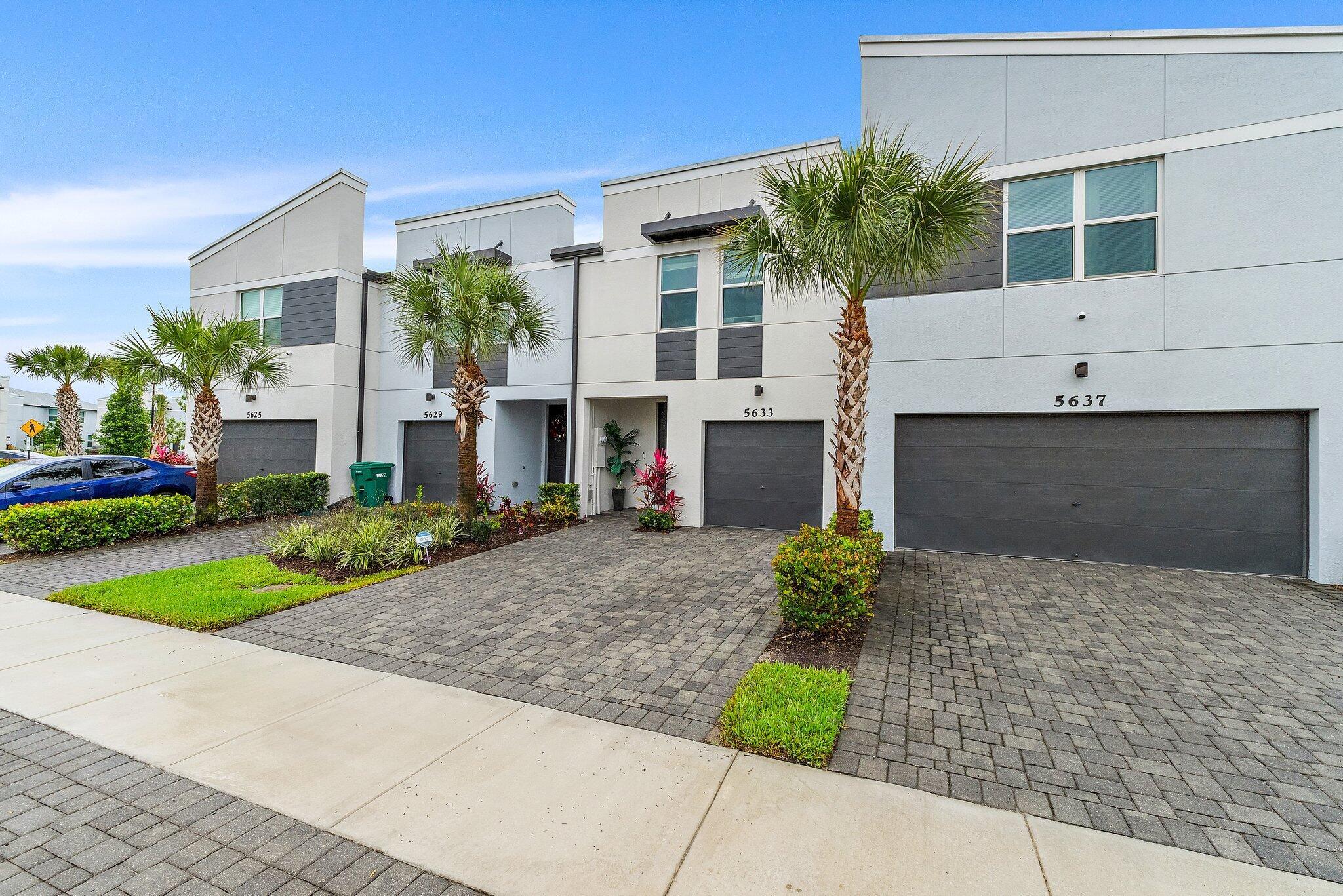 5633 Mentmore Drive
